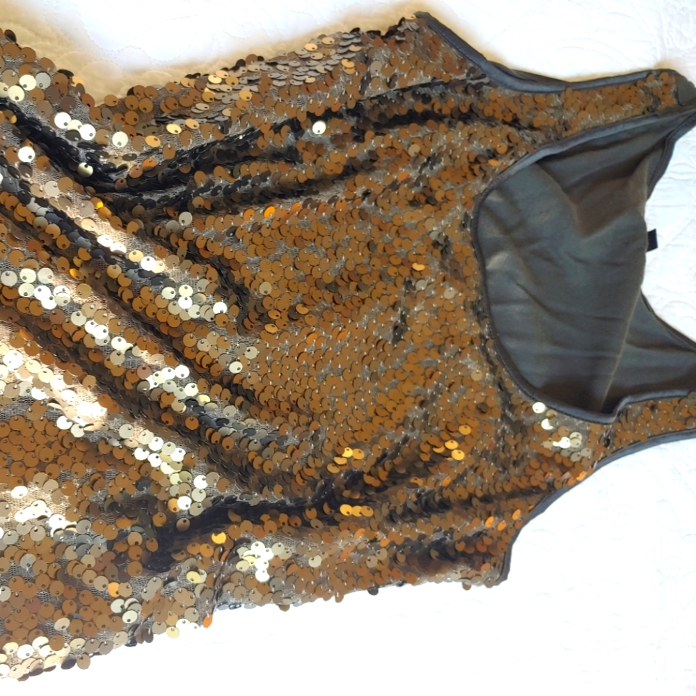 Sequin Tank Top - Picture 2 of 9